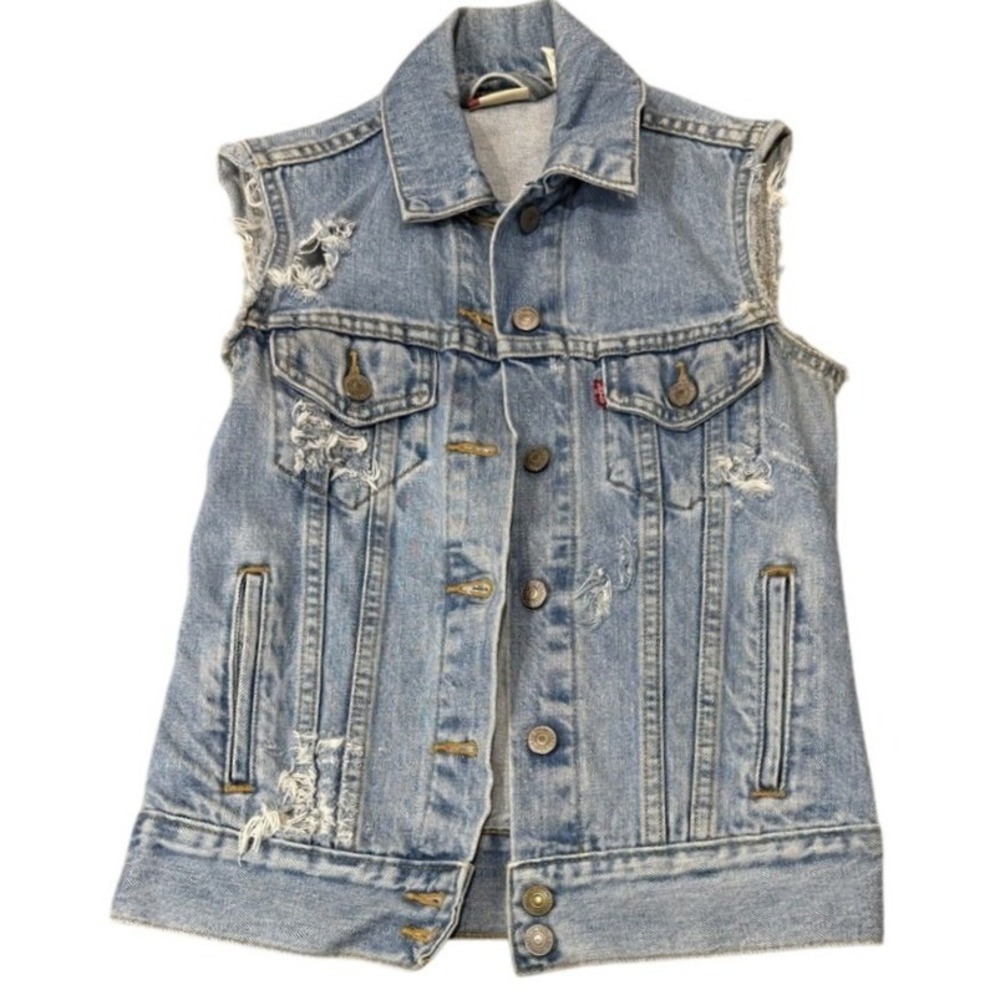 Levis Red Tab Distressed Denim Trucker Vest Light Wash Raw‎ Hem Small